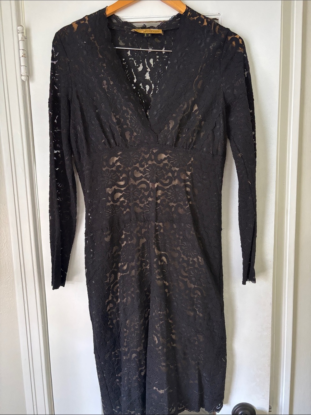 Nicole Miller Black Lace Long-Sleeve V-Neck Dress
